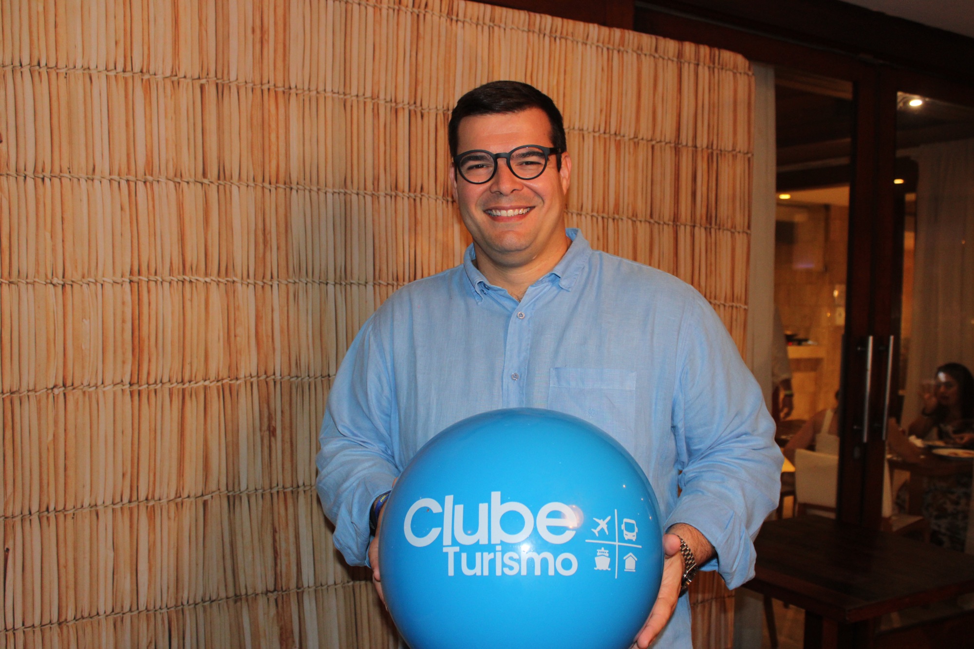 Giuliano Wassall, da Clube Turismo (Giulia Jardim/M&E) Giuliano Wassall, da Clube Turismo (Giulia Jardim/M&E)