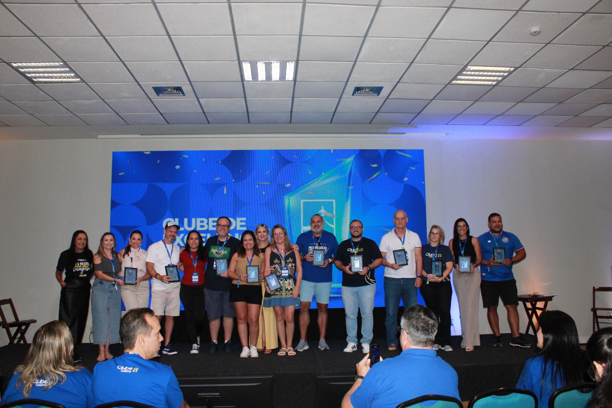 Destaques em vendas 2024 são reconhecidos no encerramento do ProClube 2025 (Giulia Jardim/M&E)