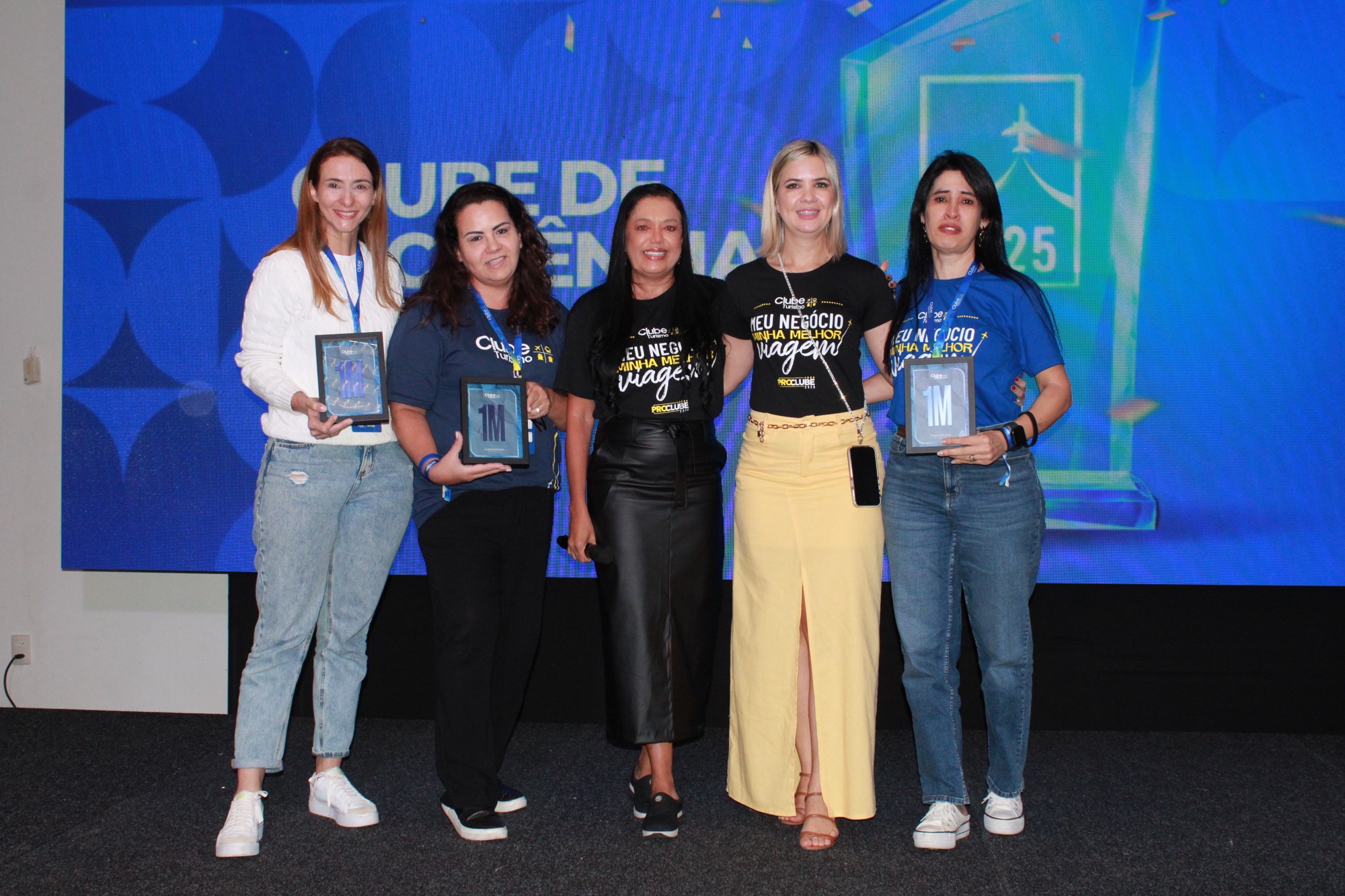 Destaques em vendas 2024 são reconhecidos no encerramento do ProClube 2025 (Giulia Jardim/M&E)