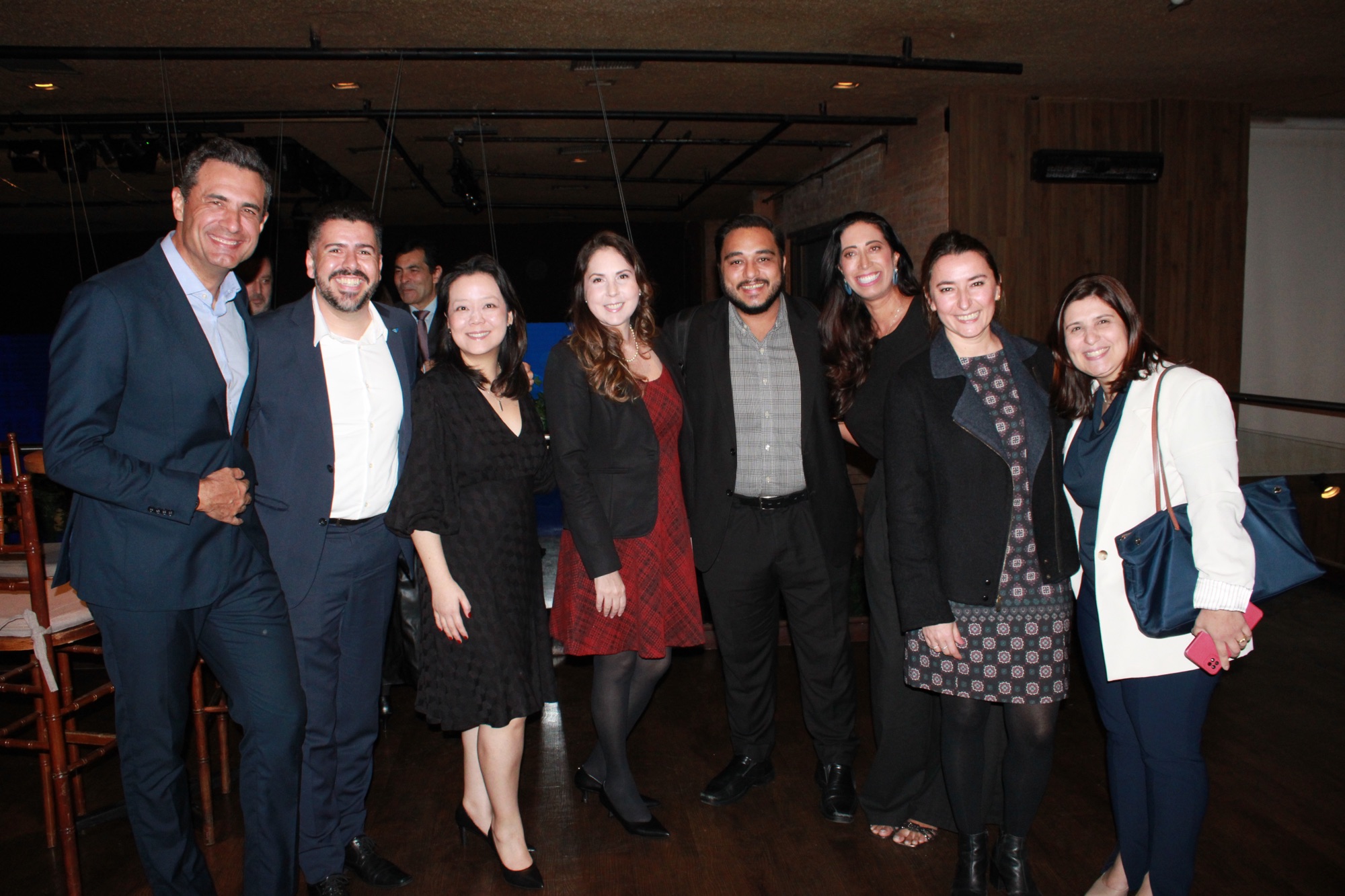 Executivos da aviação se reúnem no coquetel de abertur do 'Parceiros de Valor', da Abracorp (Giulia Jardim/M&E)