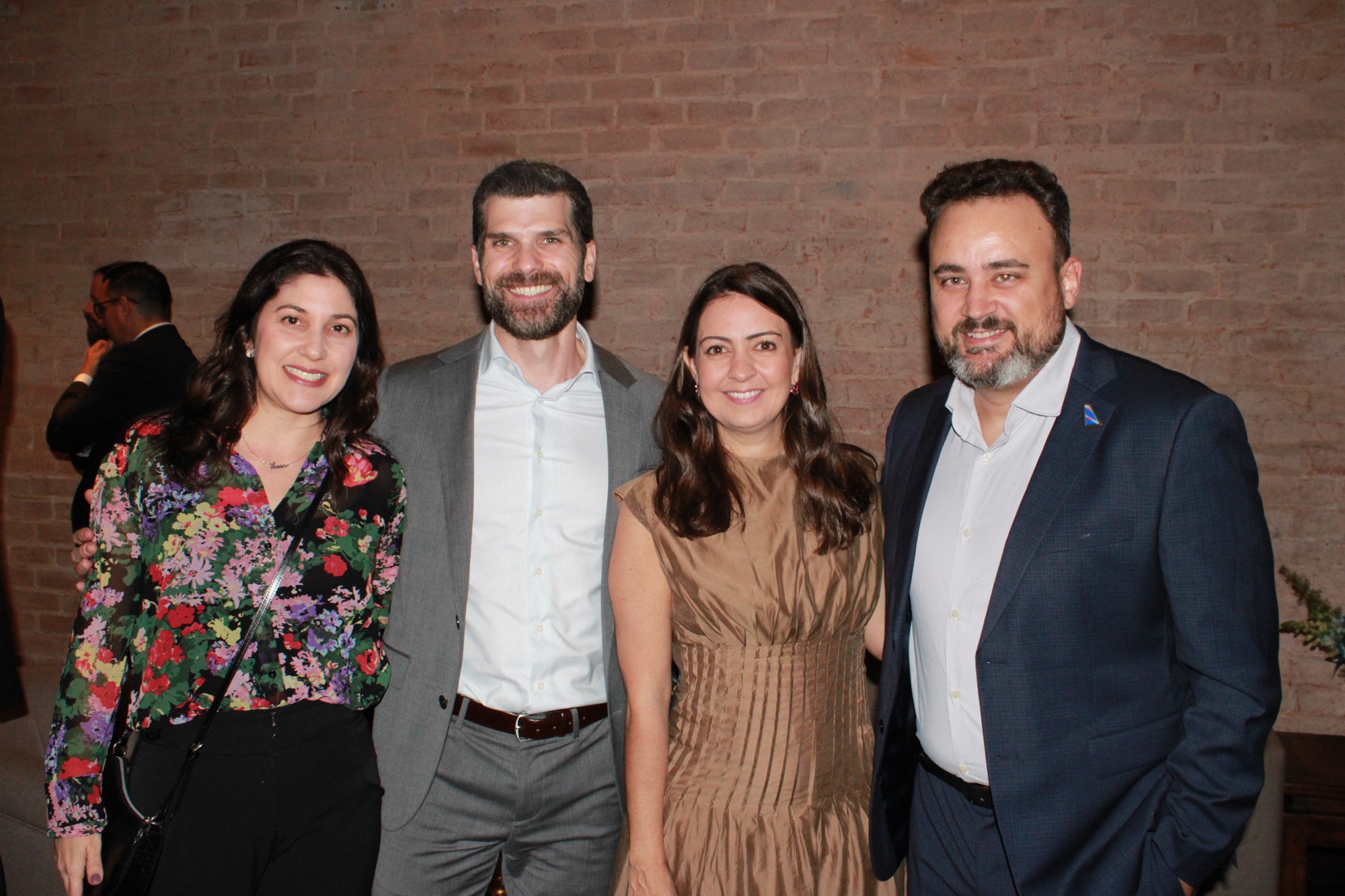 Laís Careche e André Sena, da Accor; com Aline Mafra e Bruno Espinoza, da Latam (Giulia Jardim/M&E)