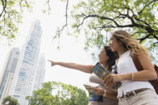 Turismo responsável: 83% dos viajantes brasileiros querem impulsionar comunidades locais