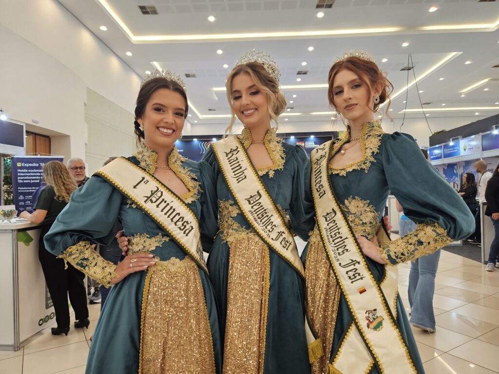 Rainha e princesas da Deutsches Fest