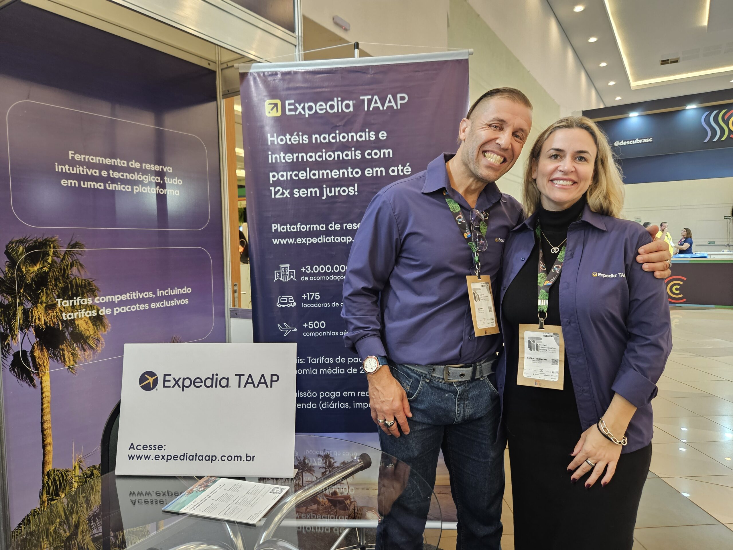 Marcelo Barbosa e Patrícia Bondan, da Expedia TAAP Marcelo Barbosa e Patrícia Bondan, da Expedia TAAP