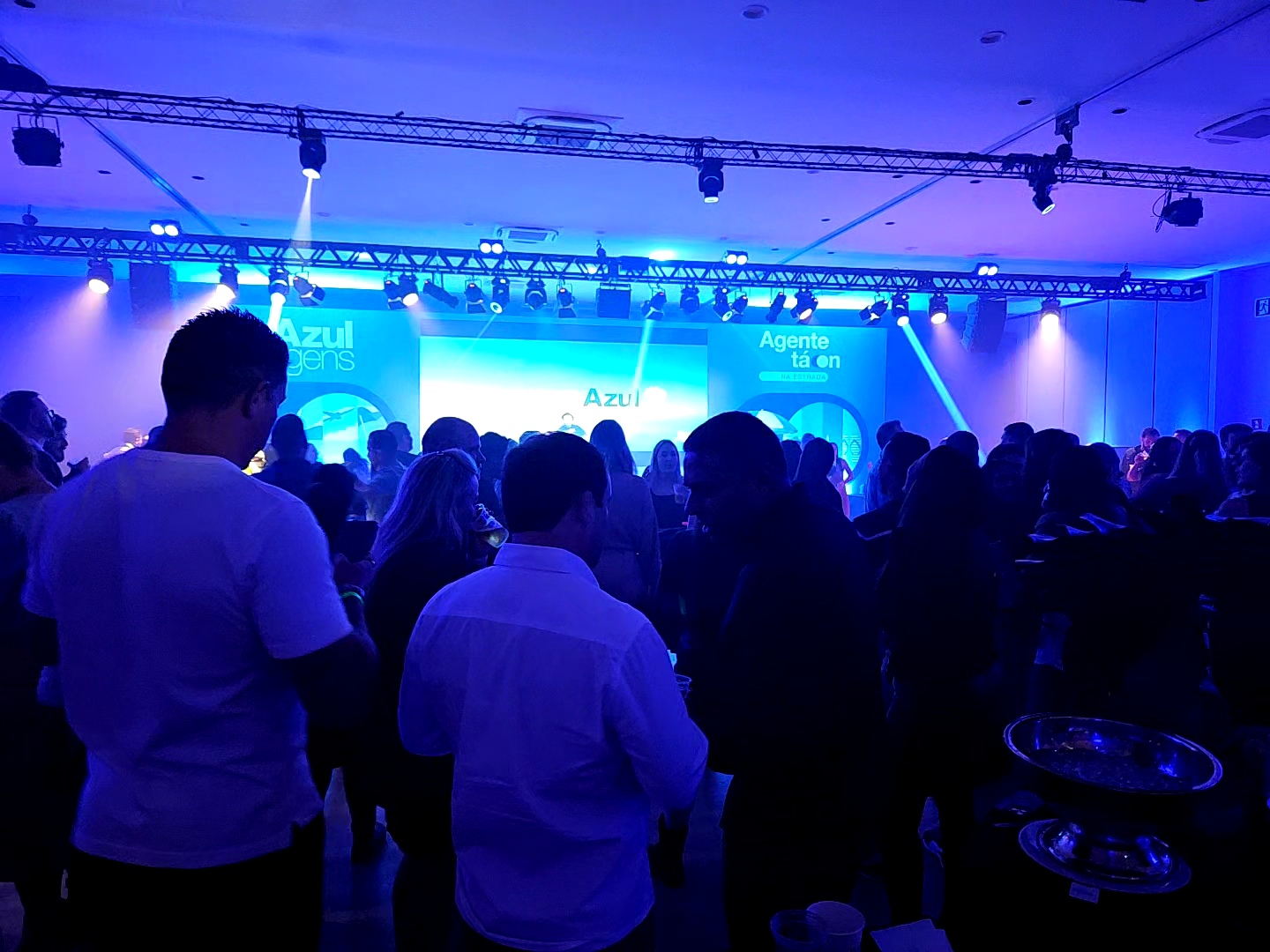 Agentes de viagem aproveitam coquetel promovido por Alagoas Agentes de viagem aproveitam coquetel promovido por Alagoas