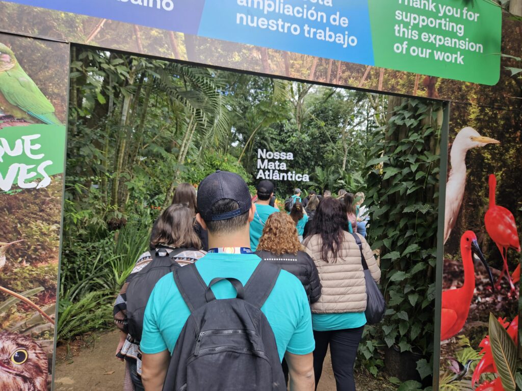Os 300 agentes de viagens aproveitaram atrativos de Foz do Iguaçu nesta segunda-feira (9)