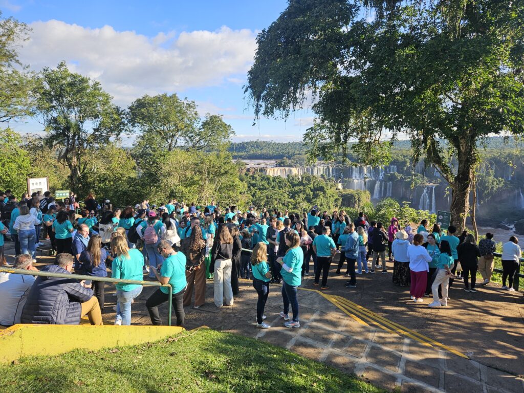 Preparação para a foto oficial do Agente Tá On Na Estrada