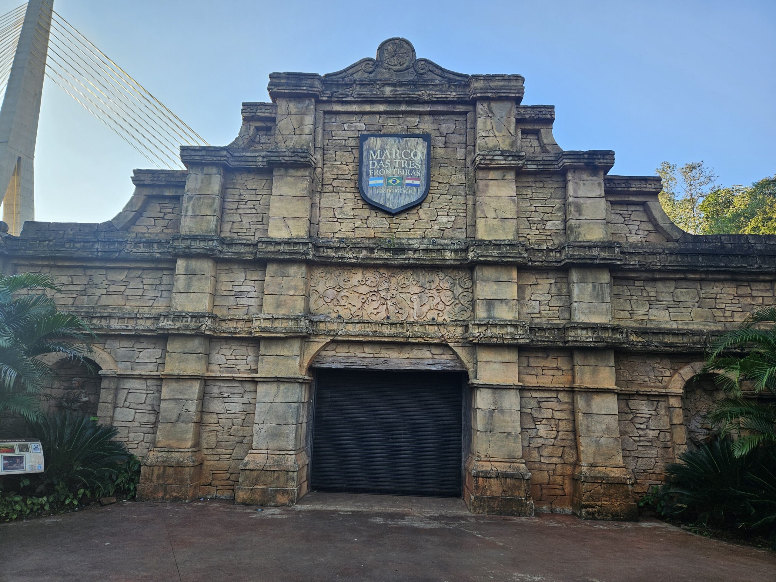 Entrada do Marco das Três Fronteiras Entrada do Marco das Três Fronteiras