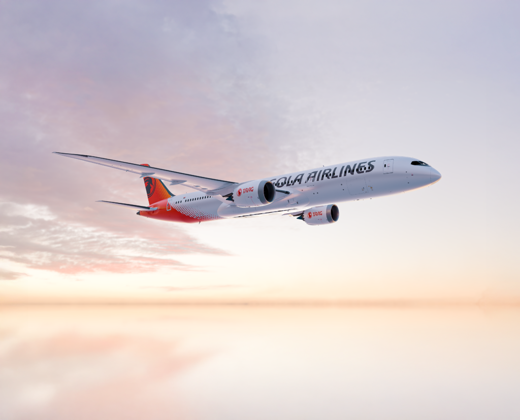 TAAG comemora chegada do boeing 787 dreamliner ao Brasil com tarifas que custam a partir de 787 dólares 1 787 Final TAAG comemora chegada do boeing 787 dreamliner ao Brasil com tarifas que custam a partir de 787 dólares