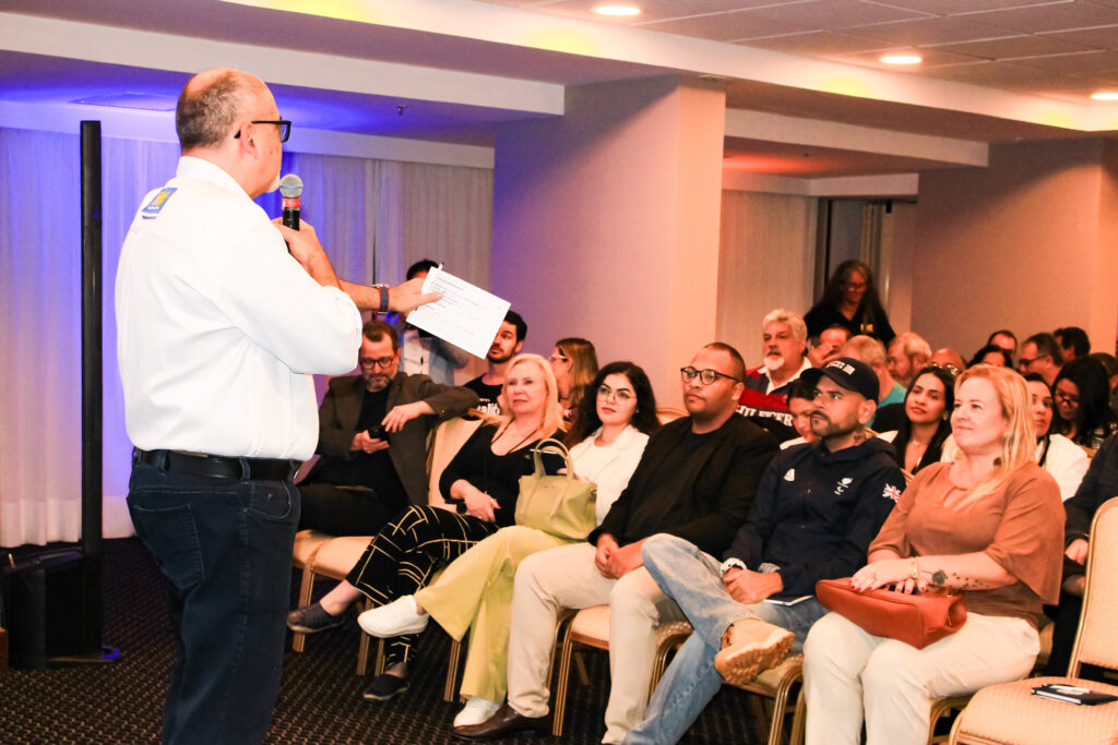A promo é a empresa de Marketing Inteligente que organiza e apresenta o Roadshow do M&E