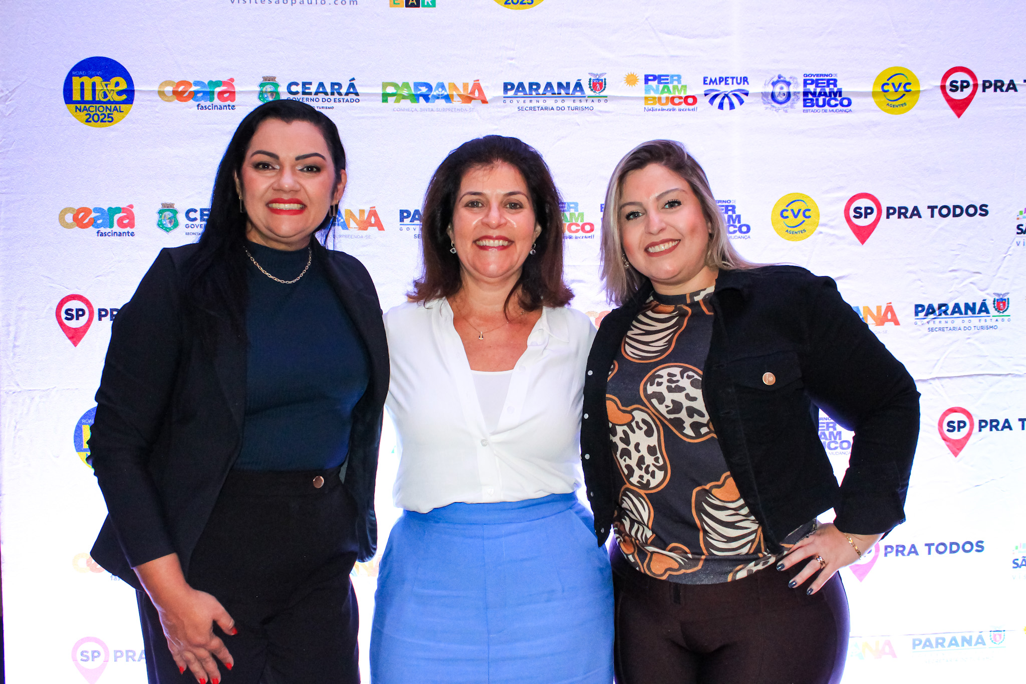 Aline Casalli e Luciana Marotta, do Hotel JP Ribeirão Preto Resort & Convenções by Nacional Inn e Bárbara Carneiro, da Hotelaria Brasil Aline Casalli e Luciana Marotta, do Hotel JP Ribeirão Preto Resort & Convenções by Nacional Inn e Bárbara Carneiro, da Hotelaria Brasil