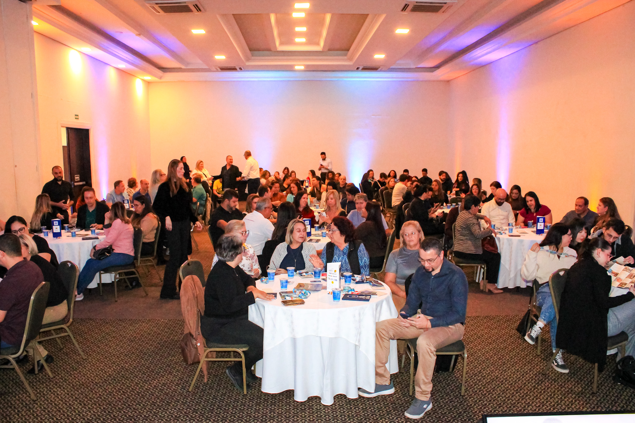 Casa cheia em Ribeirão Preto, durante o Roadshow M&E Nacional