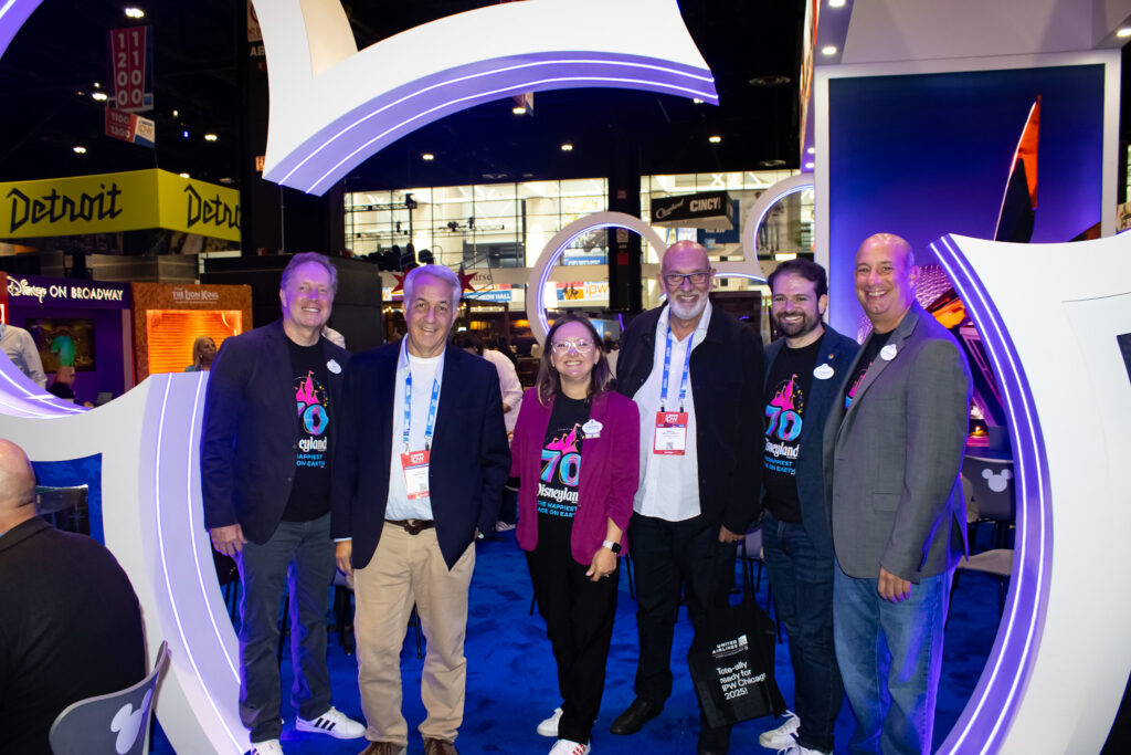 Executivos da Disney com Silvio Ferraz, da Befly e Marco Lourenço, da Queensberry