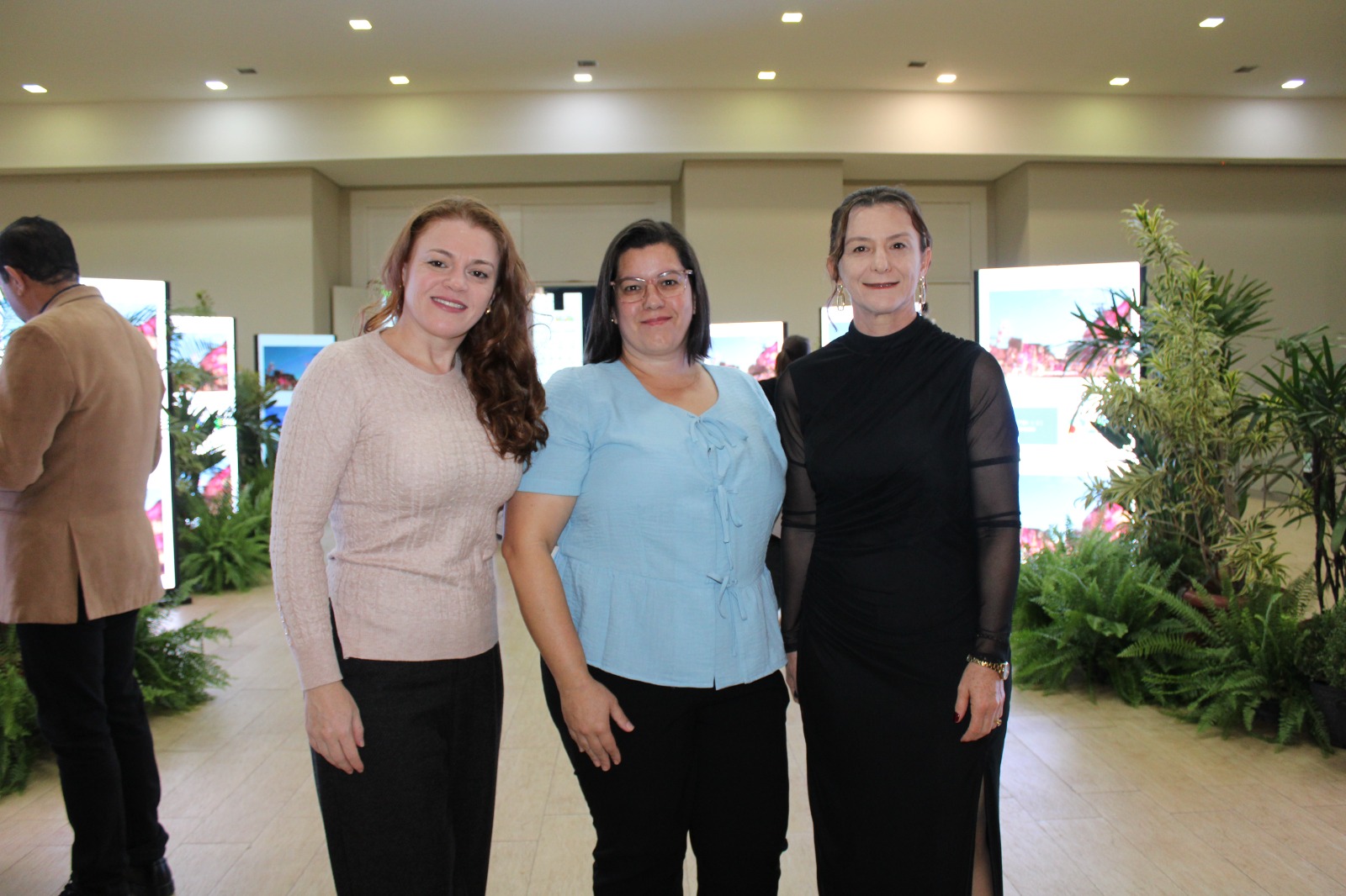 Marina Ransolin, Taciani Machado e Terezinha Busanello, da IDR Paraná Marina Ransolin, Taciani Machado e Terezinha Busanello, da IDR Paraná