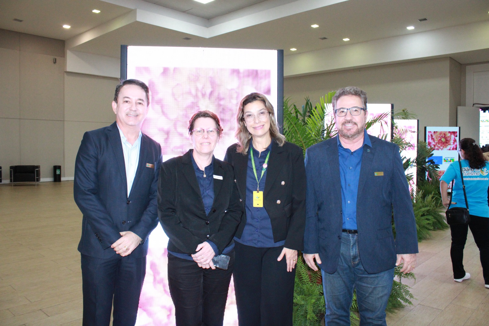 Munir Calaça, Marilei Brandt, Teresa Vicentini e Marlo Camargo, do Recanto das Cataratas Munir Calaça, Marilei Brandt, Teresa Vicentini e Marlo Camargo, do Recanto das Cataratas