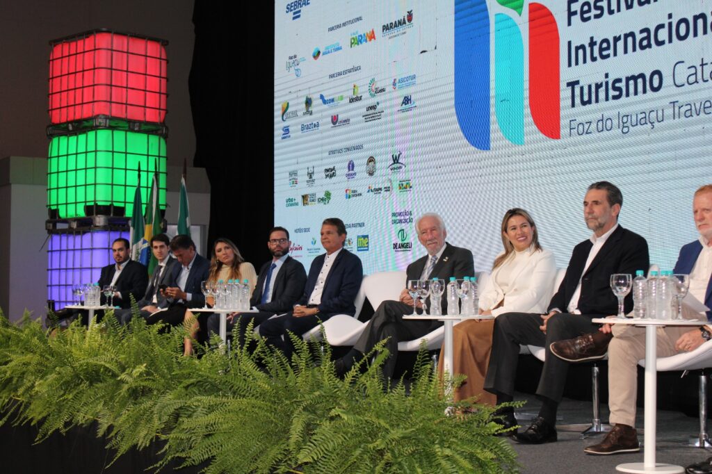 Evento conta com o patrocínio do Fundo Iguaçu, CNC, Fecomércio PR e Sebrae, e com as parcerias institucionais da Prefeitura de Foz do Iguaçu, Instituto Terra e Água (IAT), Viaje Paraná e Secretaria de Turismo do Paraná Evento conta com o patrocínio do Fundo Iguaçu, CNC, Fecomércio PR e Sebrae, e com as parcerias institucionais da Prefeitura de Foz do Iguaçu, Instituto Terra e Água (IAT), Viaje Paraná e Secretaria de Turismo do Paraná
