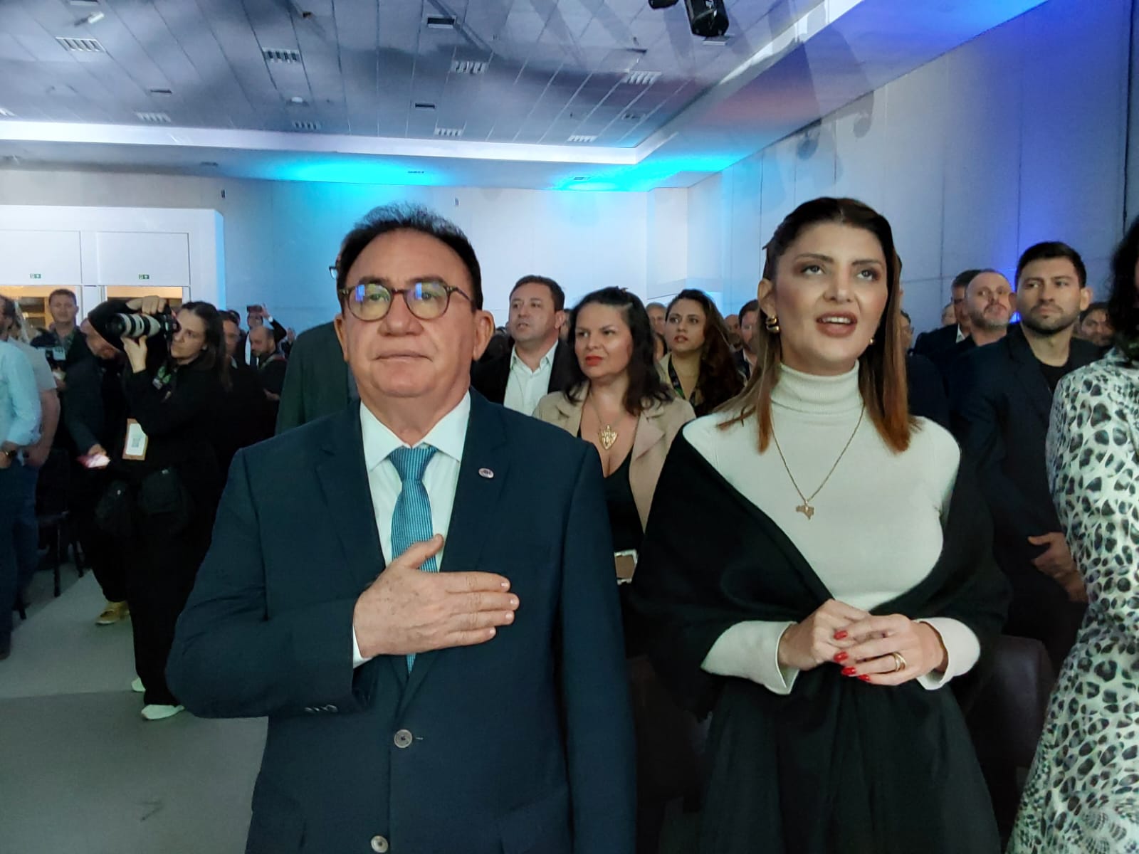 Manuel Linhares, presidente da ABIH Nacional, e Catiane Seif, secretaria de Turismo de Santa Catarina