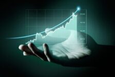 Mercado financeiro prevê desvalorização do dólar até o final do ano; confira valor