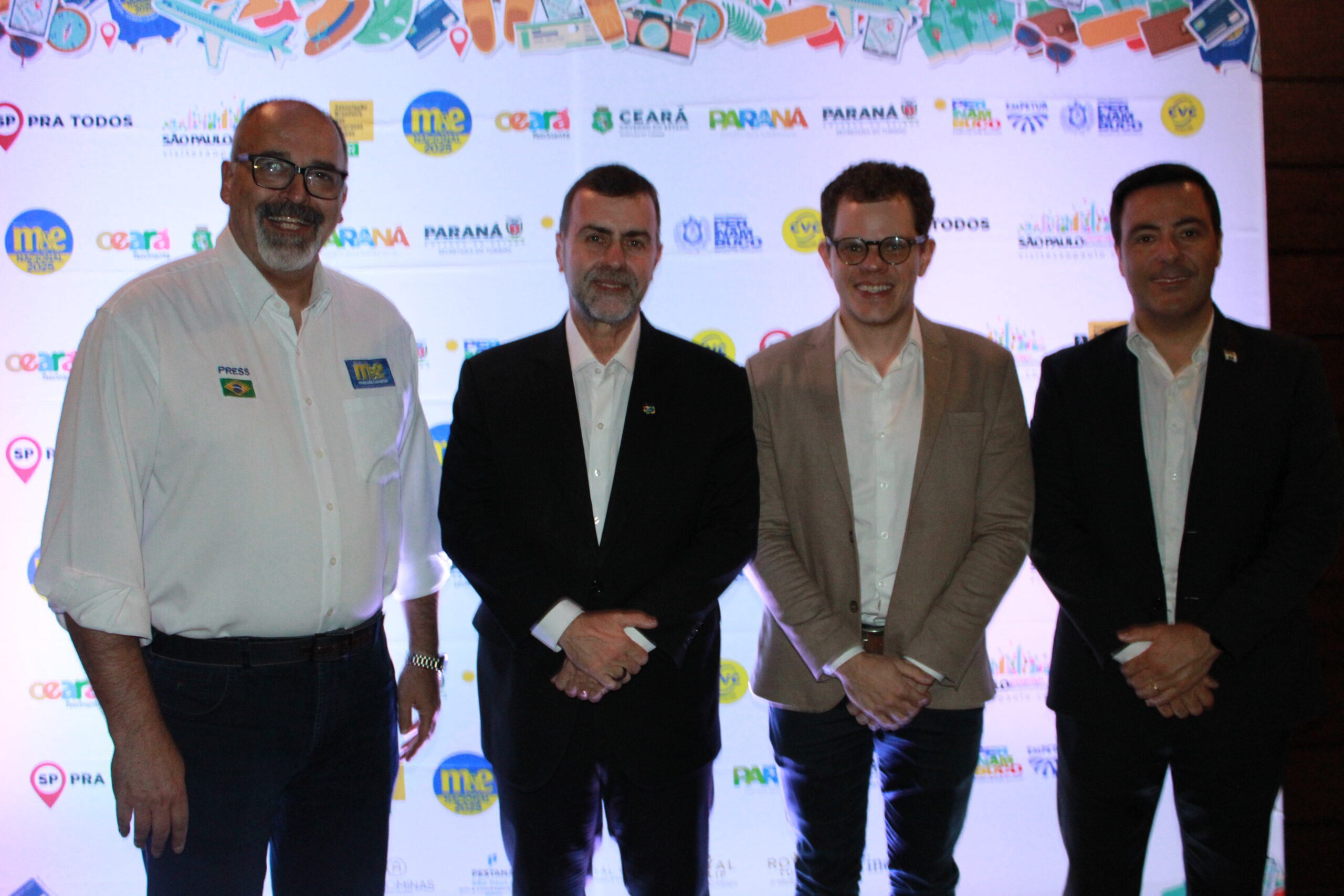 Sergio Gouvea, da Promo, Marcelo Freixo e Rafael Melo, da Embratur, e Bernardo Carvalho, da Setur-DF