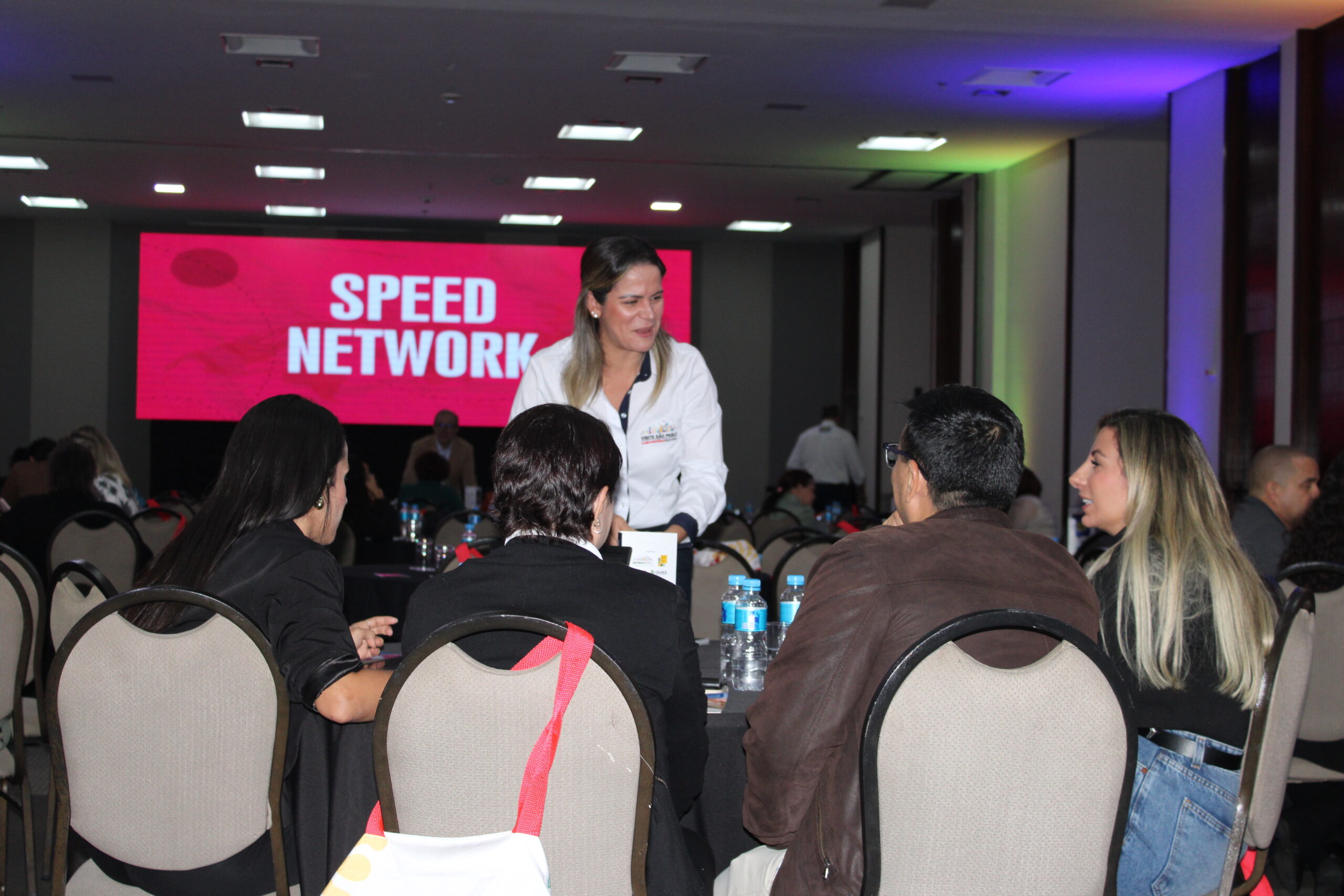 Aline Moretto, da Setur-SP, durante o Speed Network