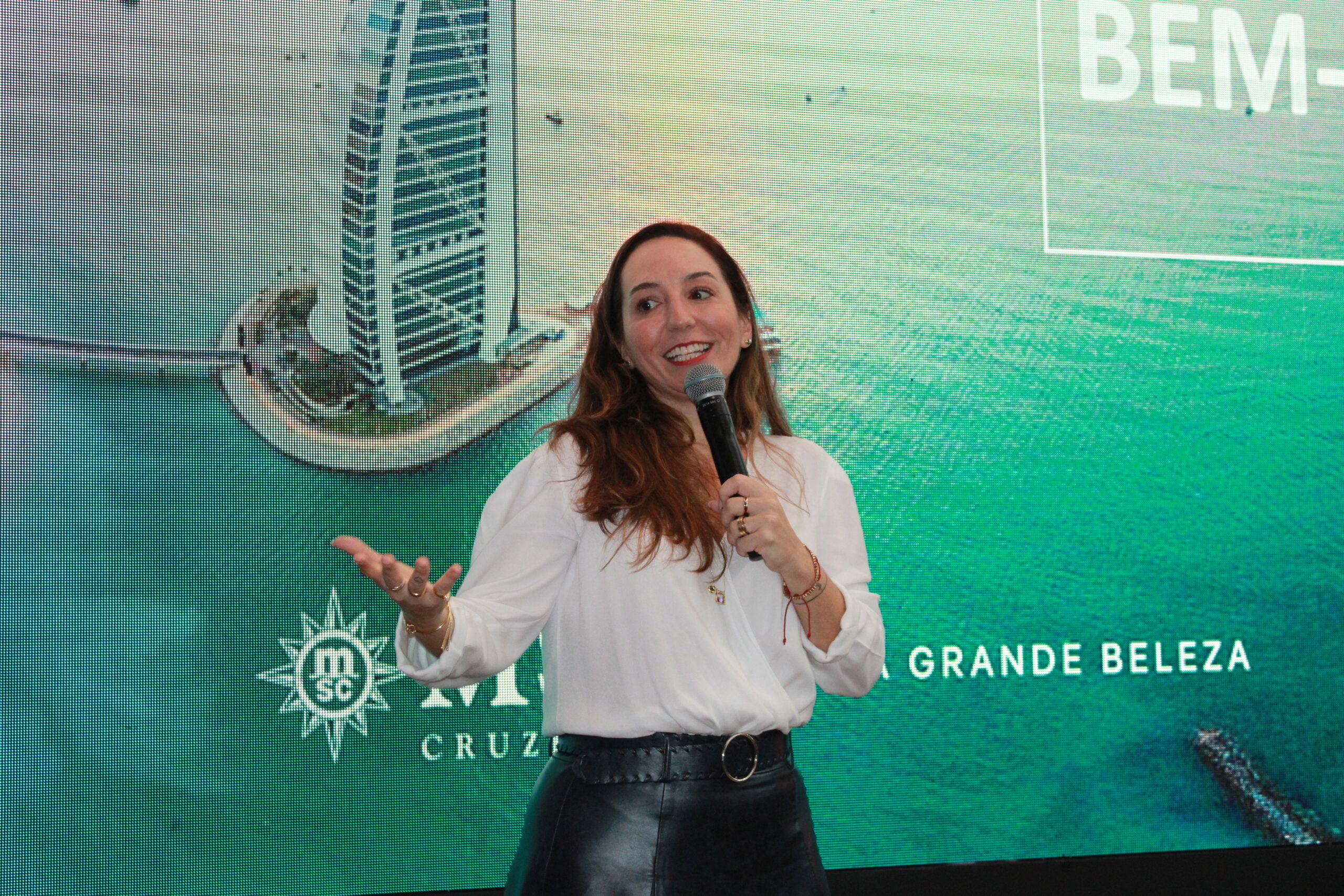 Cibele Brandão, executiva de contas da Emirates Cibele Brandão, executiva de contas da Emirates