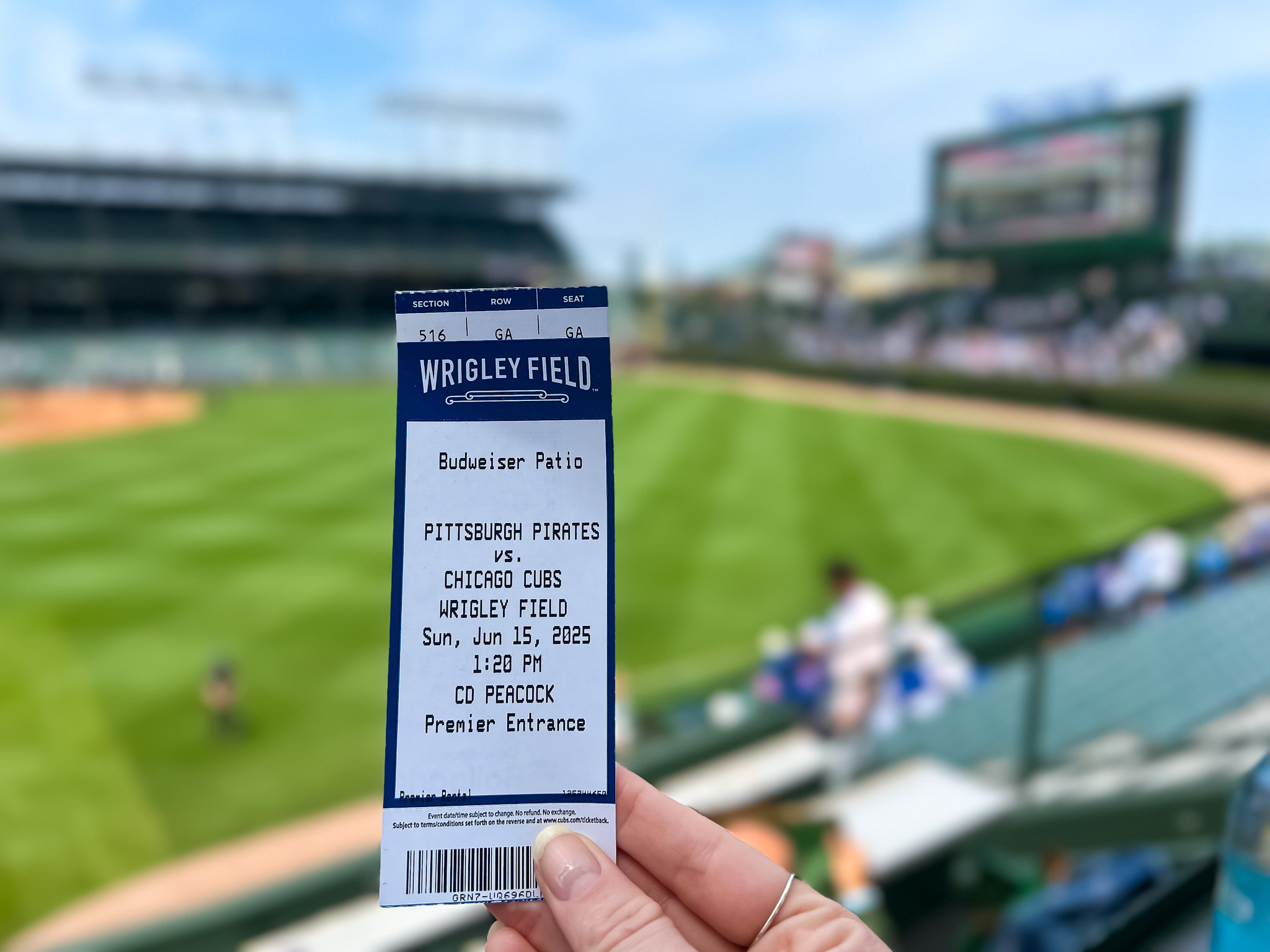 Ingresso para o jogo do Chicago Cubs no Wrigley Field Ingresso para o jogo do Chicago Cubs no Wrigley Field