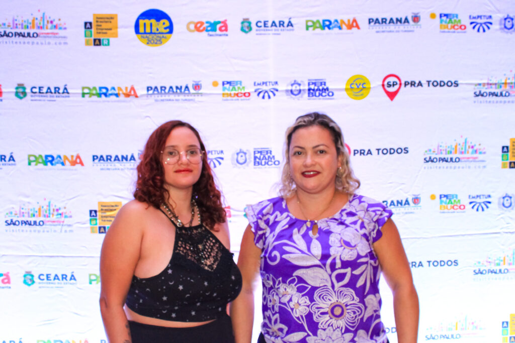 Ingrid Fantim e Mônica Fantim, da Hir Excursões