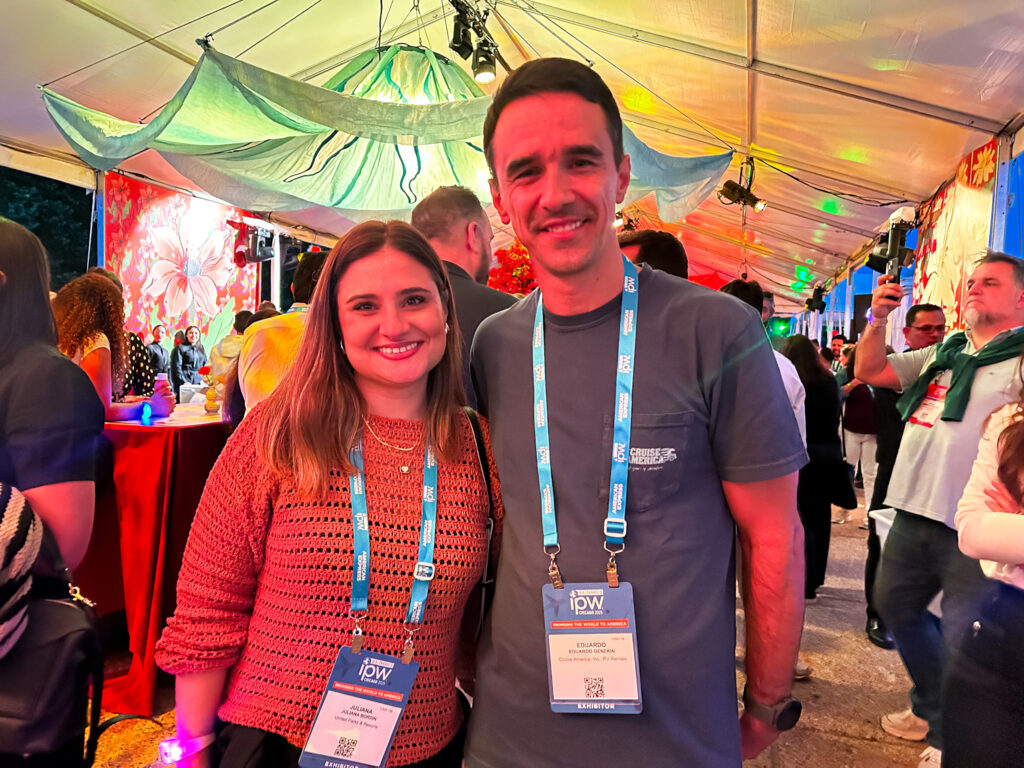 Juliana Bordin, da United Parks e Eduardo Genekin, da Cruise América
