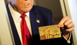 “Trump Card”: presidente dos EUA lança site oficial para venda de visto de residência por R$ 27 milhões