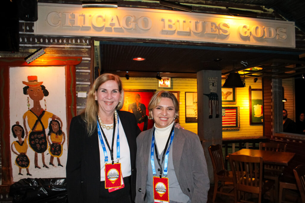 Lúcia Mota e Lúcia Helena, da Nice Vânia Apia Turismo