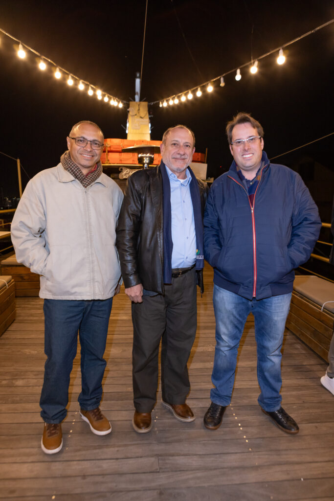 Paulo Palha, do CVB de Brasília, Toni Sando e Franciano Alves, do CVB de Brasília