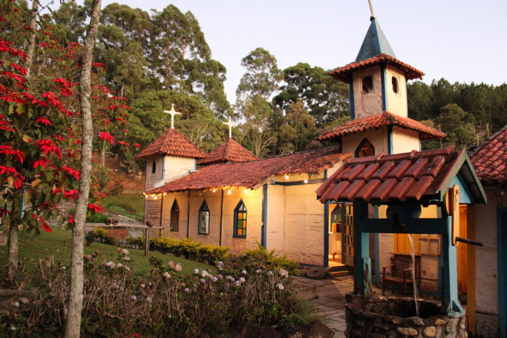 Poço e capela do Serra Bonita