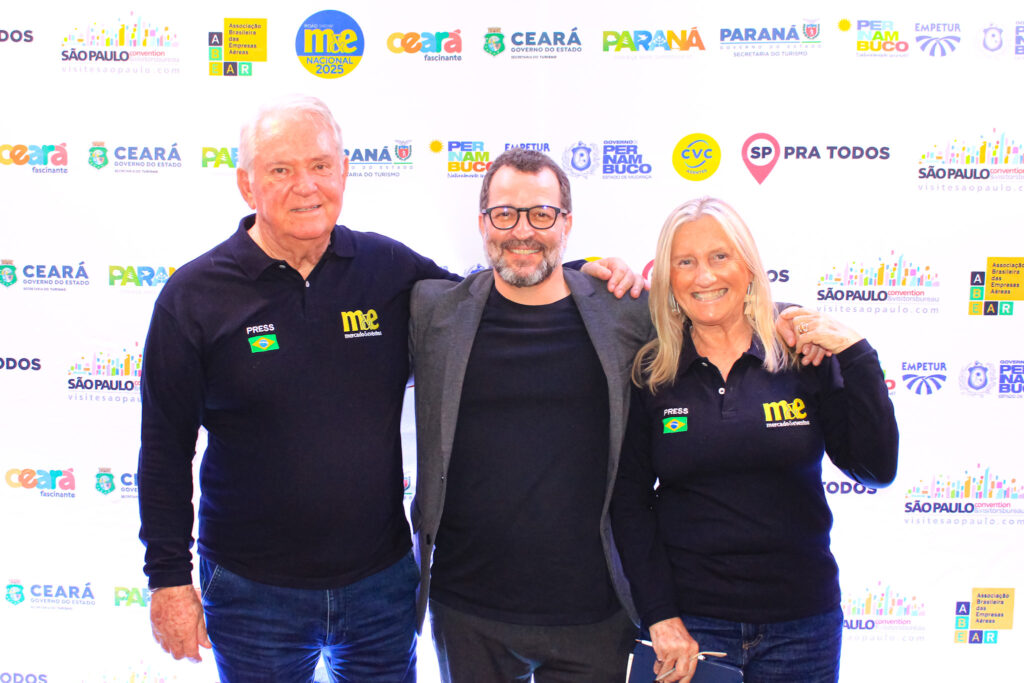 Roy Taylor e Rosa Masgrau, do M&E com Eduardo Aguiar, da Viaje Paraná