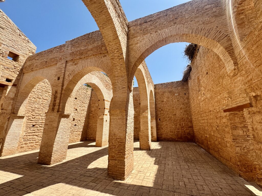 Royal Air Maroc aposta em criadores de conteúdo e jornalistas para aproximar Brasil e Marrocos 3 Ruinas da cidade de Chellah em Rabat Royal Air Maroc aposta em criadores de conteúdo e jornalistas para aproximar Brasil e Marrocos
