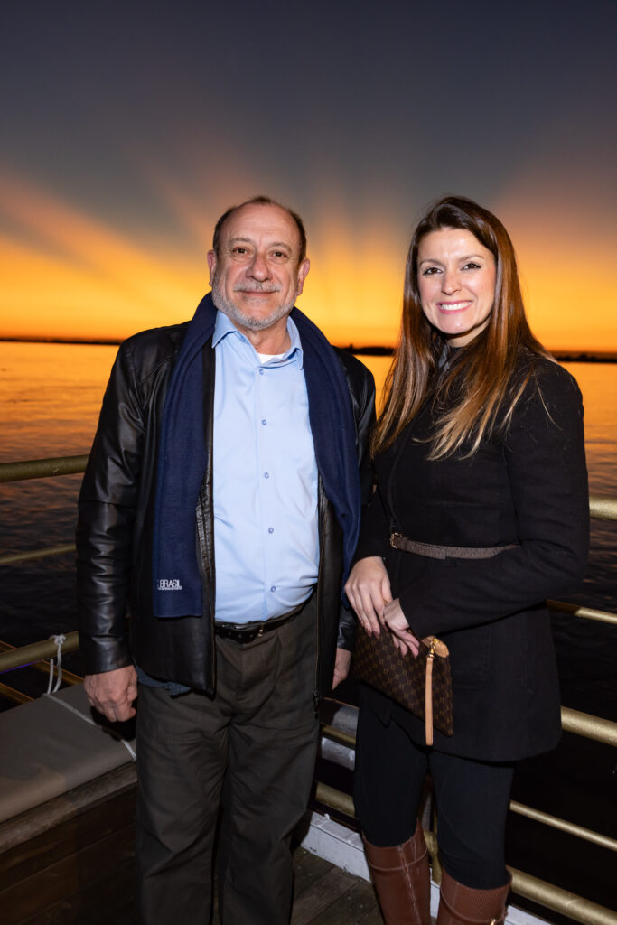 Toni Sando, Presidente Unedestinos e Thais Medina,da Business Factory