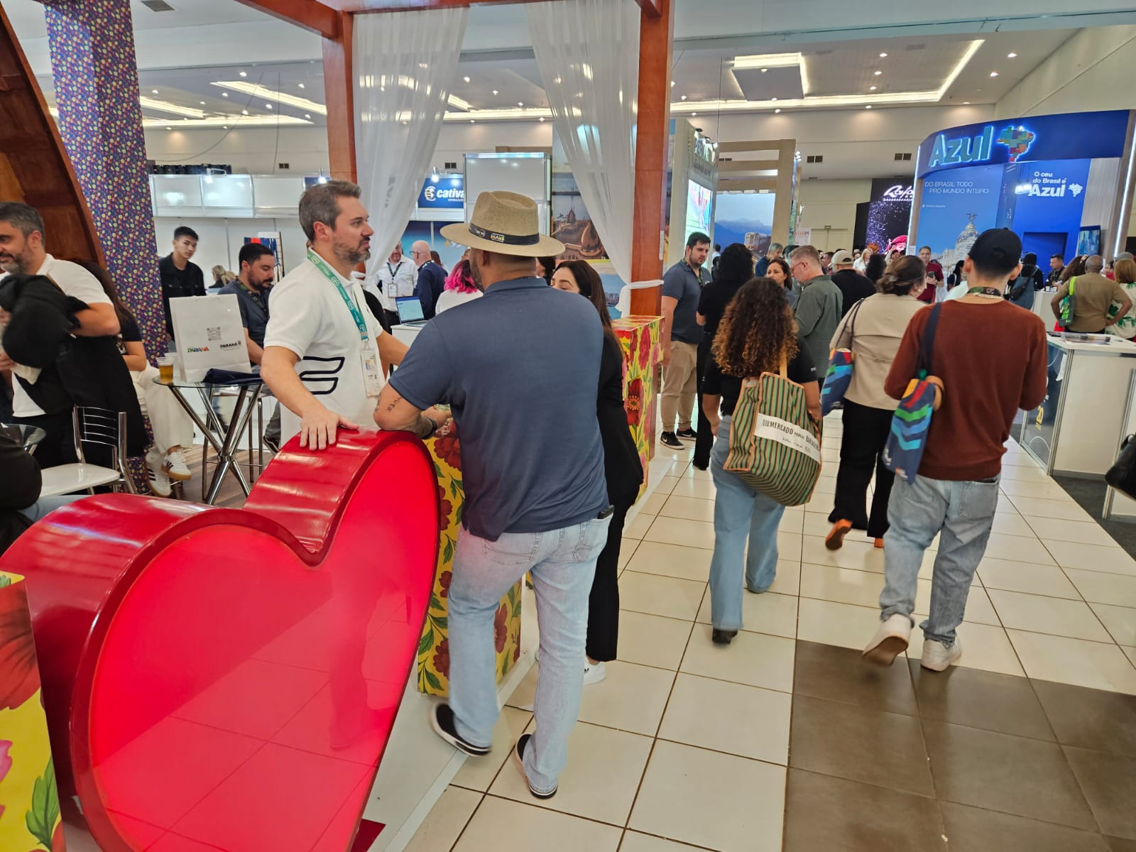 Corredores agitados no evento