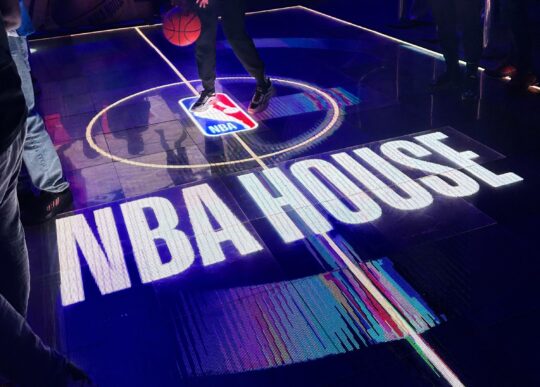 Confira as atrações internacionais da última semana da NBA House em São Paulo