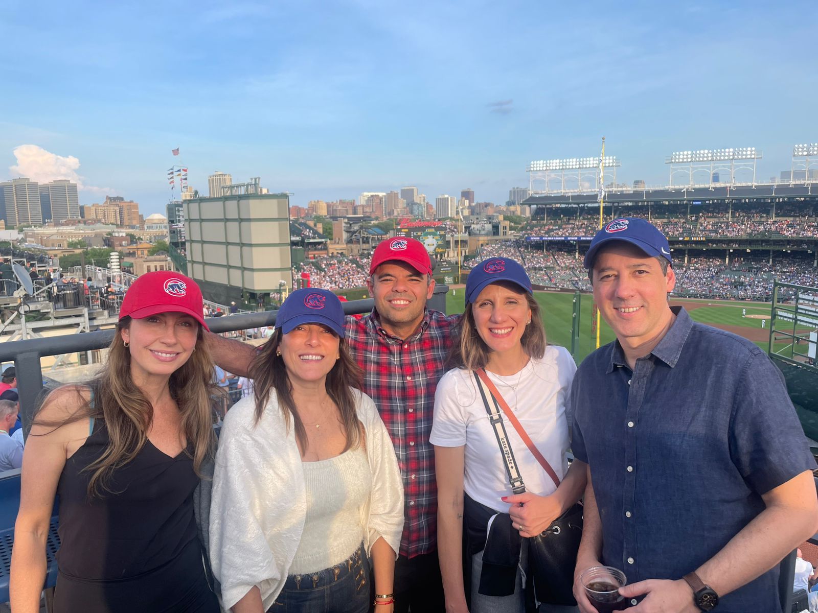 Juliana Pisoni, Gabriella Cavalheiro, Renato Gonçalves, Juliana Baraldi e Marco Barros, da Universal Destinations & Experiences Brasil Juliana Pisoni, Gabriella Cavalheiro, Renato Gonçalves, Juliana Baraldi e Marco Barros, da Universal Destinations & Experiences Brasil