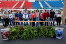 Triciclos reformados reforçam o transporte turístico em Parintins durante o Festival