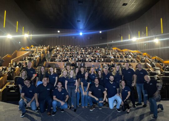 MSC promove sessão exclusiva do filme “F1” em São Paulo e anuncia naming rights do GP de 2025