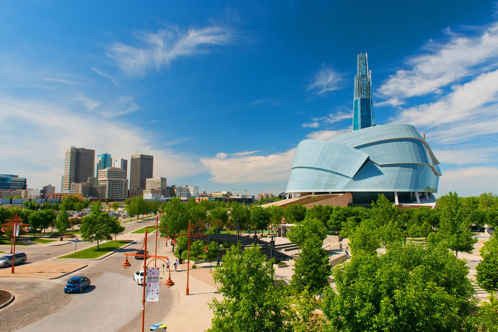 Booking.com revela 10 destinos para viajar de forma mais sustentável em 2025 1 canadian museum for human rights Booking.com revela 10 destinos para viajar de forma mais sustentável em 2025