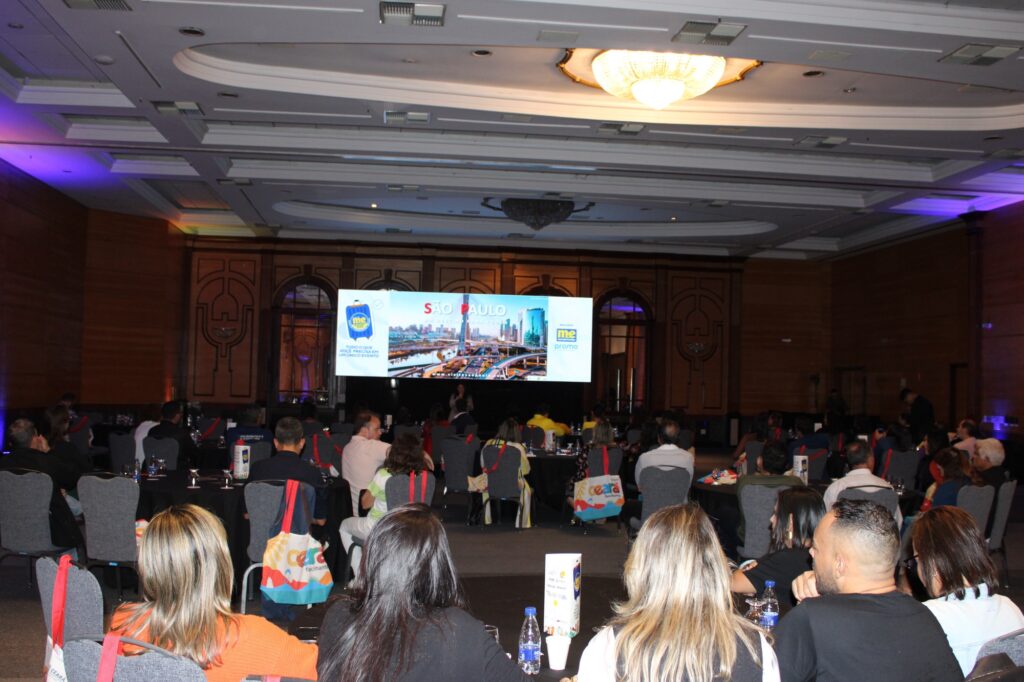 Roadshow M&E Nacional reúne mais de 100 agentes de viagens em Belo Horizonte