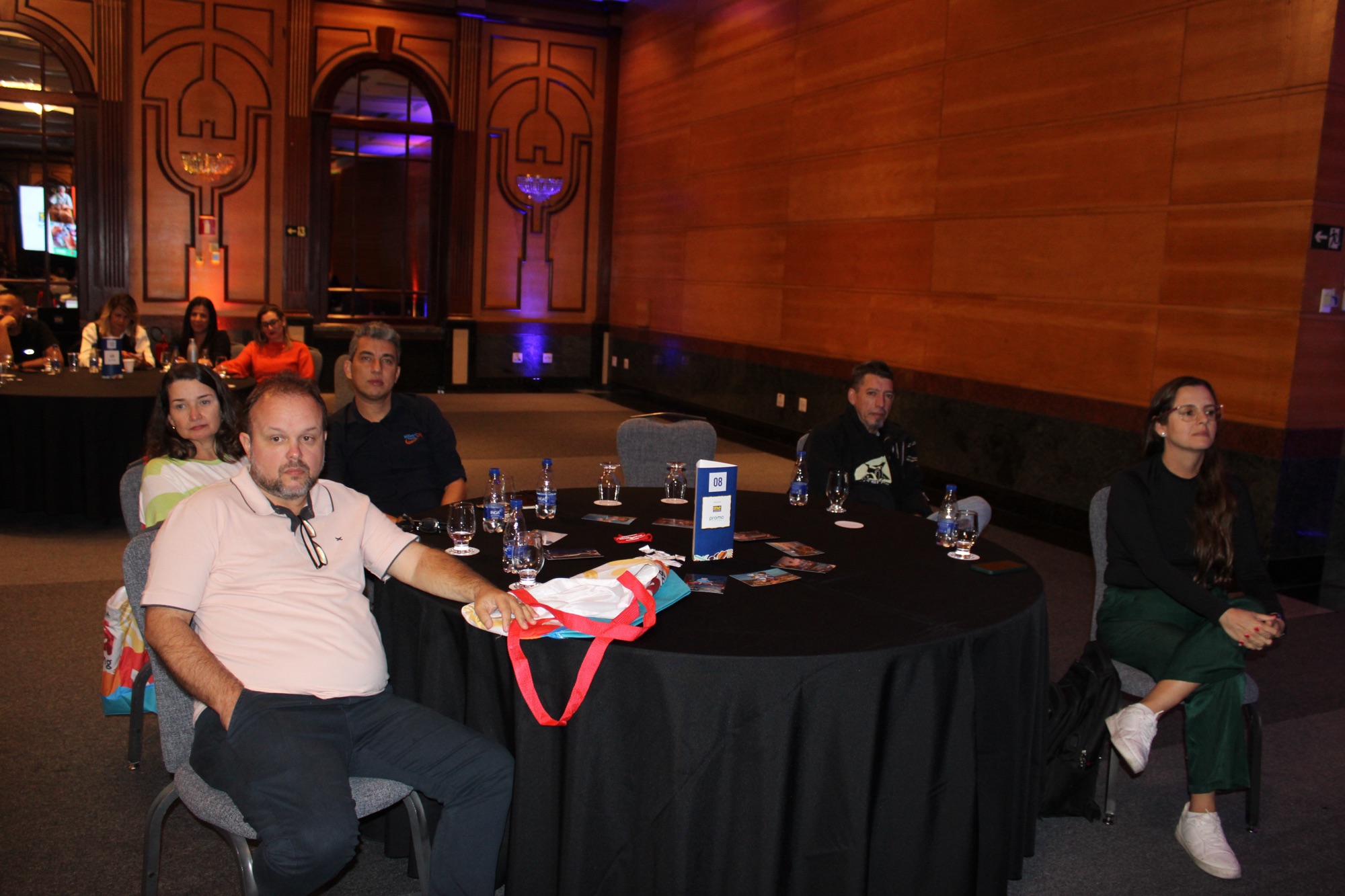 Rodada movimentada no Roadshow M&E: agentes atentos às novidades do mercado Rodada movimentada no Roadshow M&E: agentes atentos às novidades do mercado