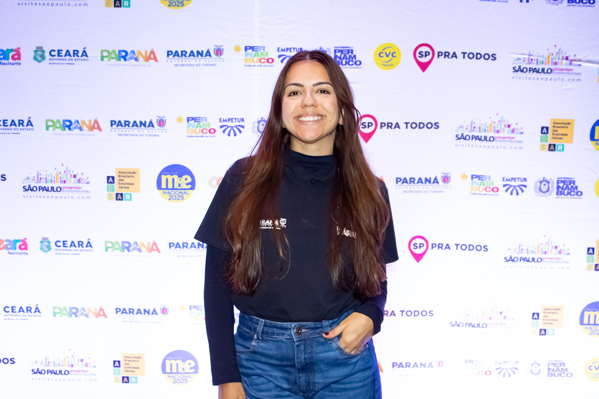 Paraná reforça diversidade, sustentabilidade e cultura para agentes de Campinas 1 Giovanna Fagundes da Viaje Parana no Roadshow do ME Nacional 2025 Ana AzevedoME Paraná reforça diversidade, sustentabilidade e cultura para agentes de Campinas