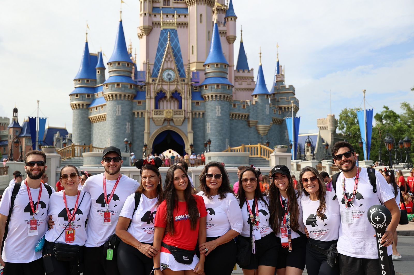 Quatro décadas de magia: Suzana Mamede e a trajetória que marcou gerações no turismo teen 1 WhatsApp Image 2025 07 08 at 12.34.25 1 Quatro décadas de magia: Suzana Mamede e a trajetória que marcou gerações no turismo teen