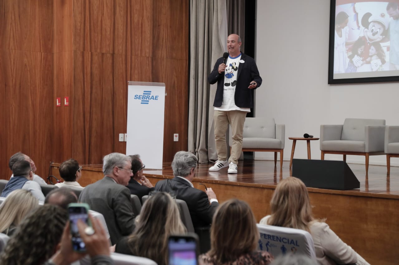 foto 1 adam samu Disney, Costa e R11 apresentam novidades para agentes de viagens