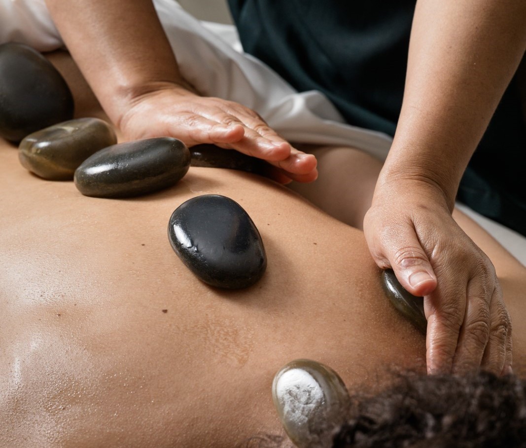 Hotel Santa Teresa MGallery: destaque para a massagem Pedra Bonita no Le Spa 1 link Hotel Santa Teresa MGallery: destaque para a massagem Pedra Bonita no Le Spa