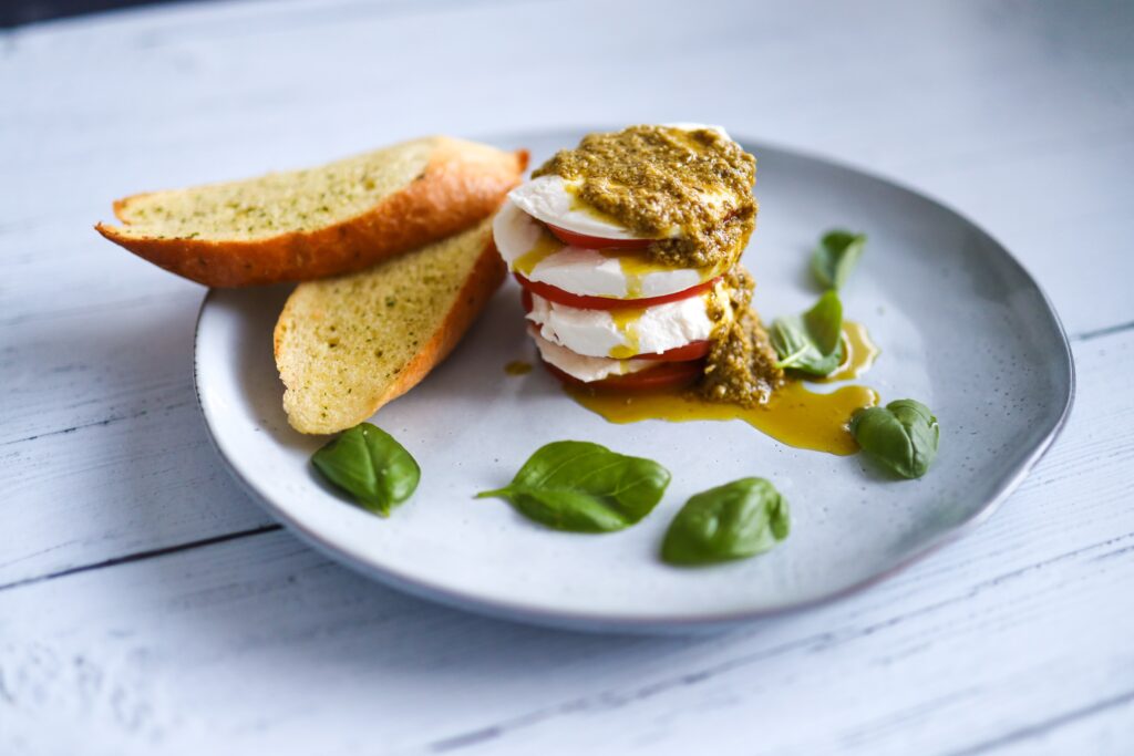 Gastronomia tem papel decisivo no planejamento de viagem dos brasileiros 1 mozzarella 5254110 Gastronomia tem papel decisivo no planejamento de viagem dos brasileiros