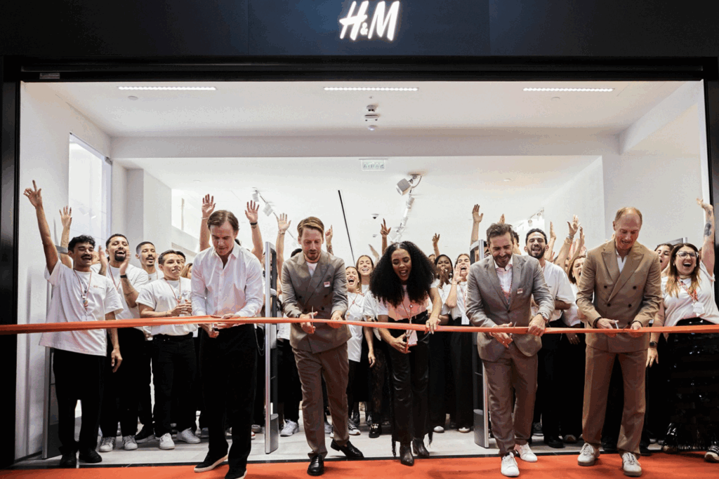 Chega de mala extra: H&M estreia no Brasil com loja física e online Chega de mala extra: H&M estreia no Brasil com loja física e online