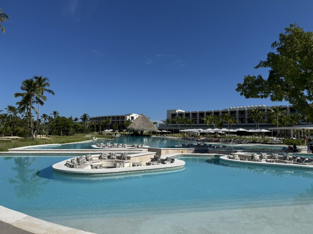 O Caribe que poucos conhecem: Miches ganha resort de luxo e se prepara para viralizar; conheça a aposta do verão O Caribe que poucos conhecem: Miches ganha resort de luxo e se prepara para viralizar; conheça a aposta do verão